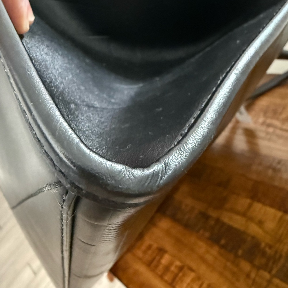 Burberry Black Leather Tote - Picture 2 of 15